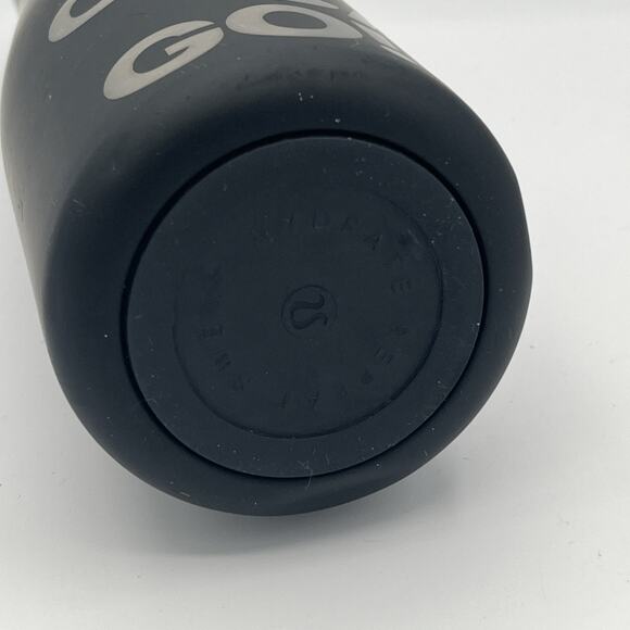 Lululemon Black Chicago Stay Hot Keep Cold Tumbler Bottle 19 oz Experiential st - Picture 4 of 7